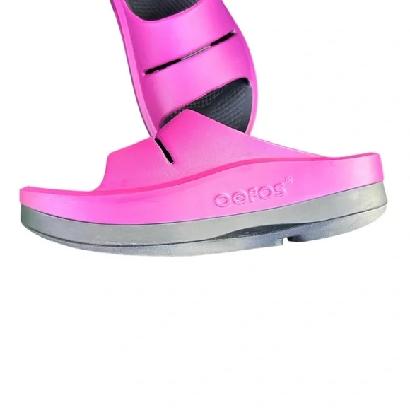 Oofos Oomega Ooahh Stacked Sandals - Picture 4 of 8